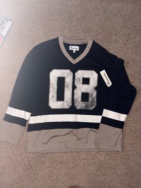 No Boundaries Black and Gray '08 Athletic Jersey Shirt